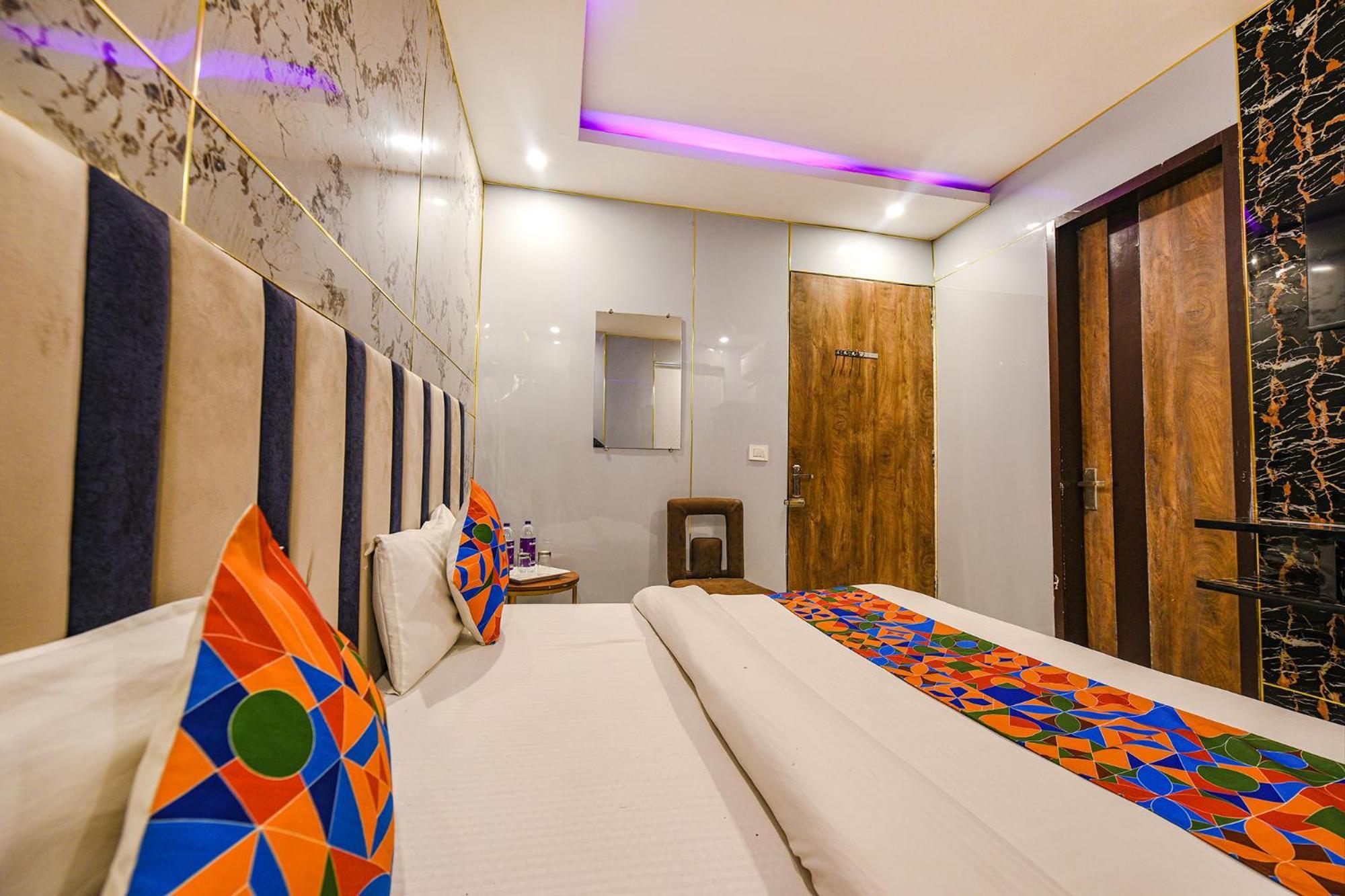 Fabhotel The Dreams Kharar Ngoại thất bức ảnh