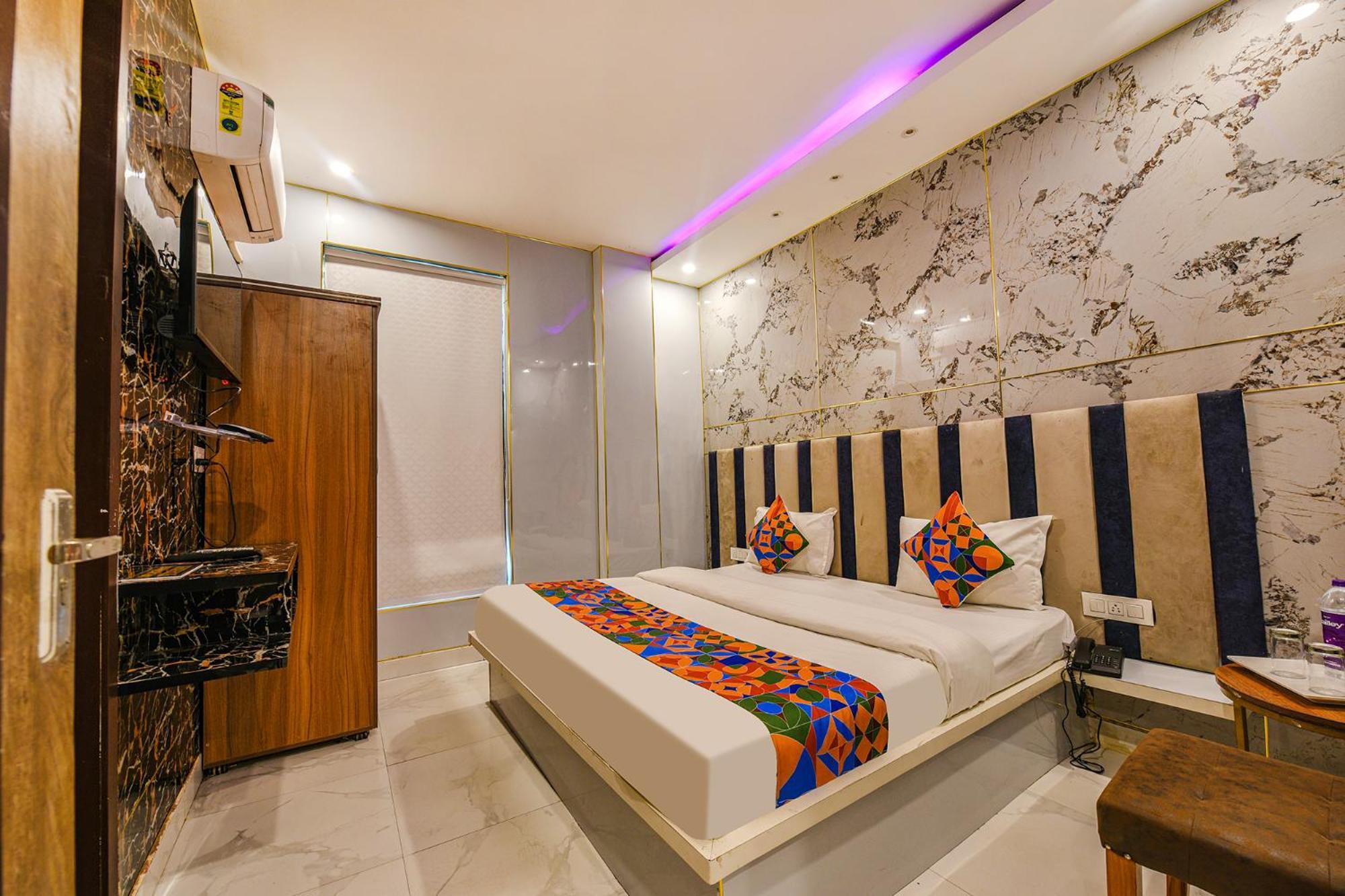 Fabhotel The Dreams Kharar Ngoại thất bức ảnh
