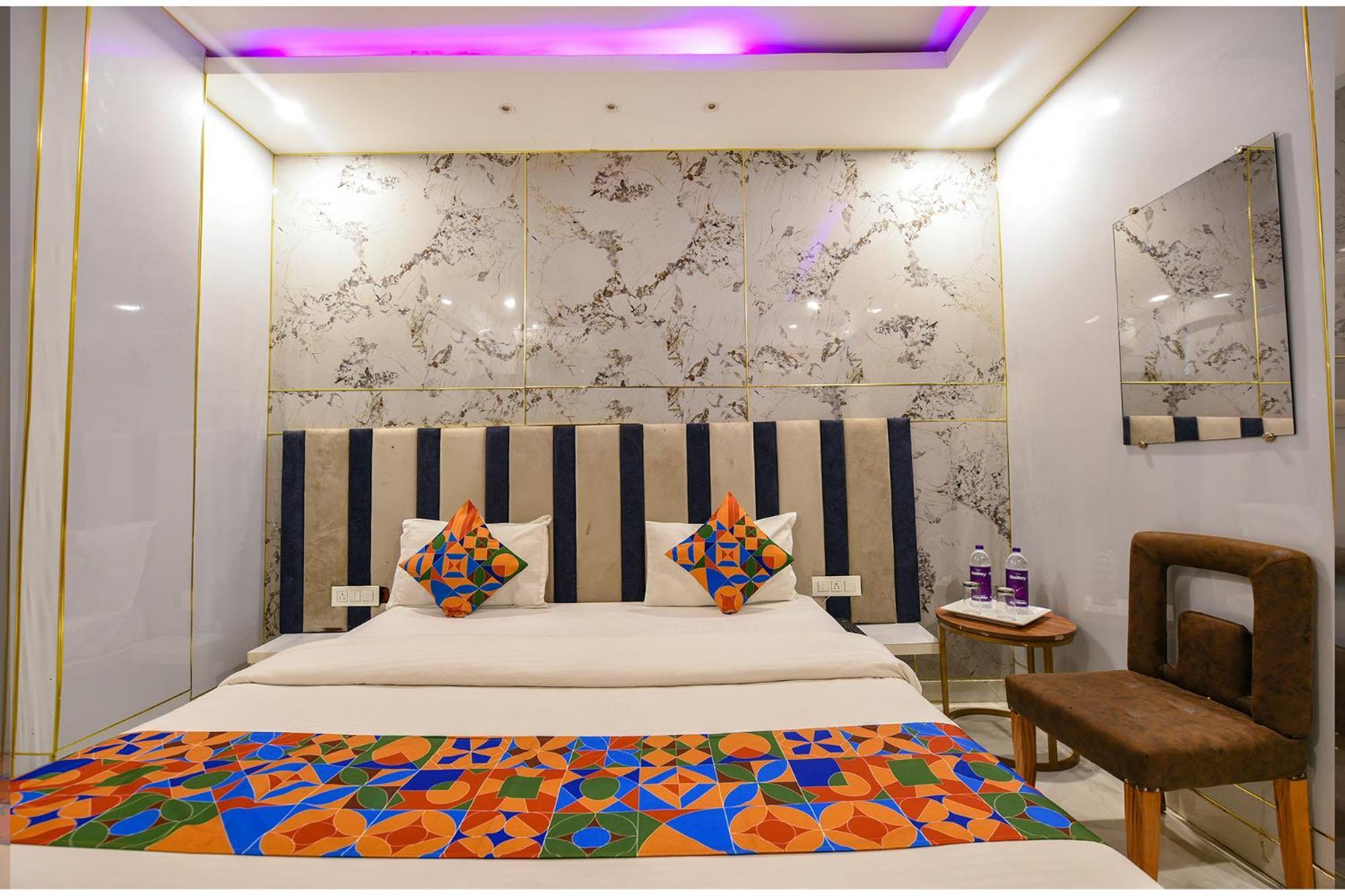 Fabhotel The Dreams Kharar Ngoại thất bức ảnh